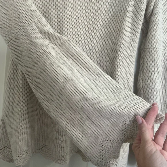 Crown & Ivy tan bell sleeve sweater - Picture 3 of 6